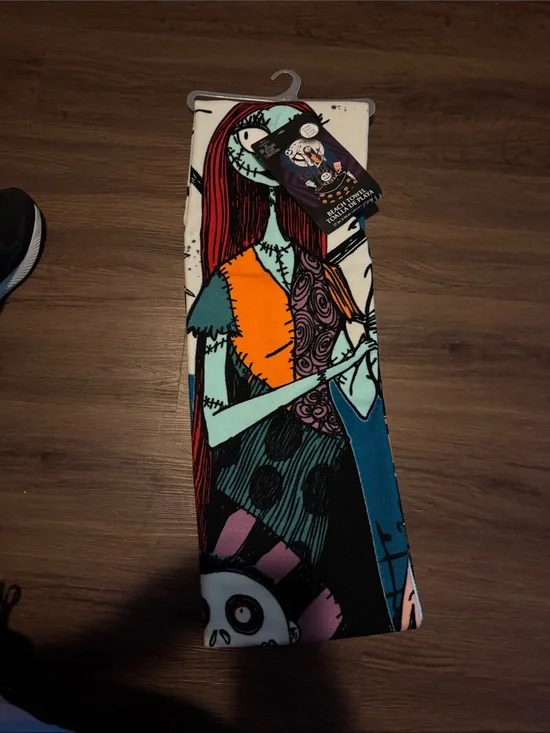 The Nightmare Before Christmas Beach Towel - Jack & Sally Design
