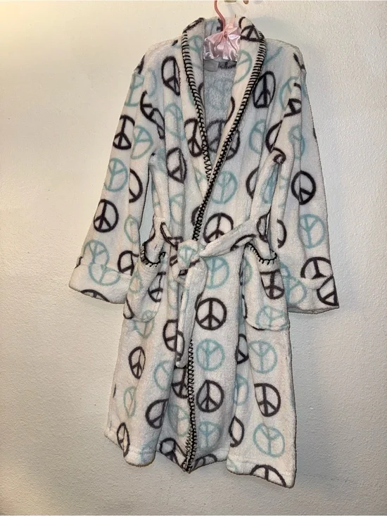 P.J. Salvage White Plush Robe with Blue & Black Peace Signs