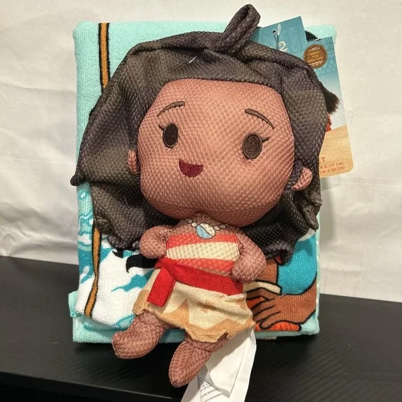 Disney NWT Moana 2 Bath‎ Towel & Buddies Set Pool Beach Giftable Doll
