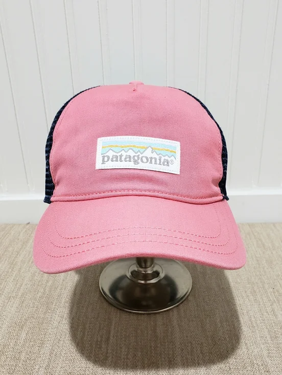 PATAGONIA Women's Mesh Snap-Back Embroidered Logo Trucker Cap (ALL) Pink/Navy