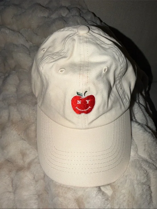 Cream Baseball Cap with Red Apple Patch - NY Accent
