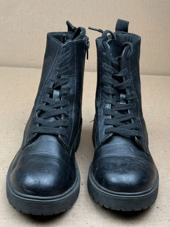 Report Shout Combat Boots Women 8.5M Black Faux Leather Moto Booties Scraches