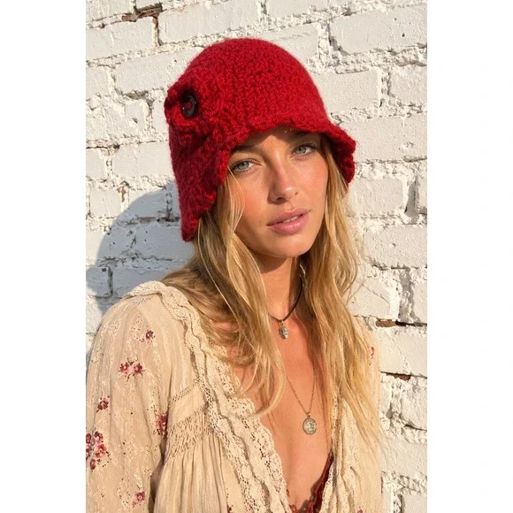 Vintage Red Crochet Cloche Hat Wool Blend Button Rosette Flapper 1920s Style OS
