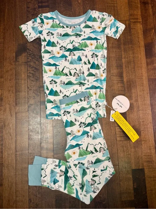 NEW WITH TAGS-Little Sleepies Mountain Mist Pj Set