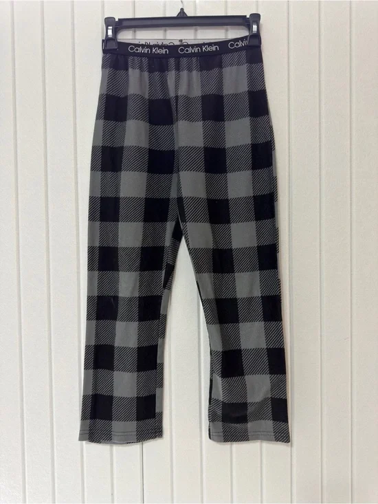 Calvin Klein Kids Black and Gray Buffalo Plaid Pajama Bottoms Medium (7/8)