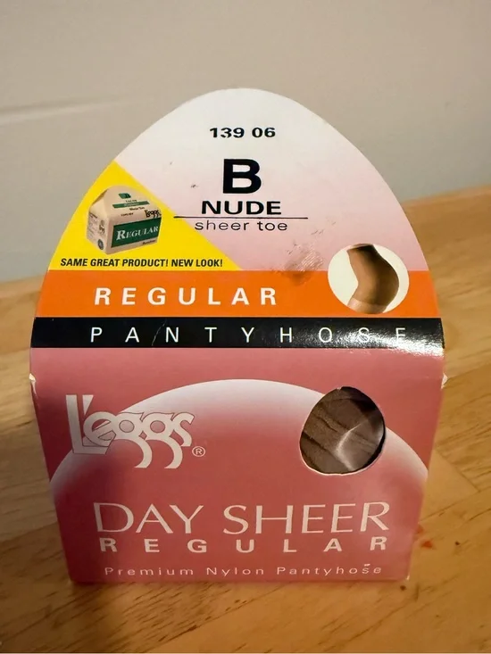 L'eggs Day Sheer Regular Pantyhose - Nude B Sheer Toe New in Box