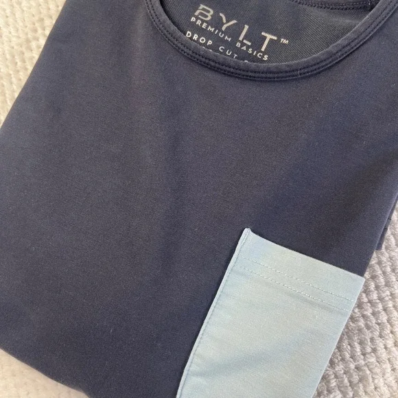 BYLT Premium Basics Drop Cut Lux Pocket T-Shirt Mens Small Navy Blue S/S Tee‎