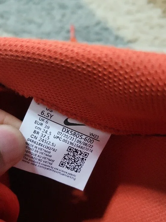 Nike Kids Vibrant Orange Low-Top Sneakers