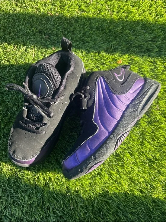 Nike Black and Purple Youth Athletic Shoes
