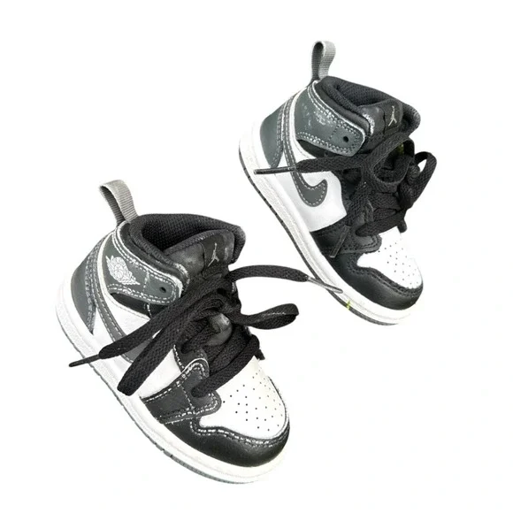 Nike Jordan‎ 1 Mid Infant Baby Sneakers Size 5 Iron Grey Shoes