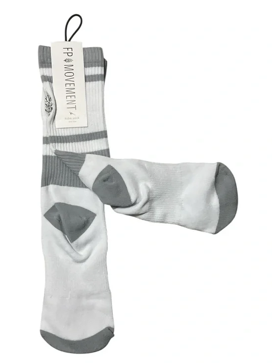 1507. FREE PEOPLE Tube socks in White/ grey  One size NWT $18