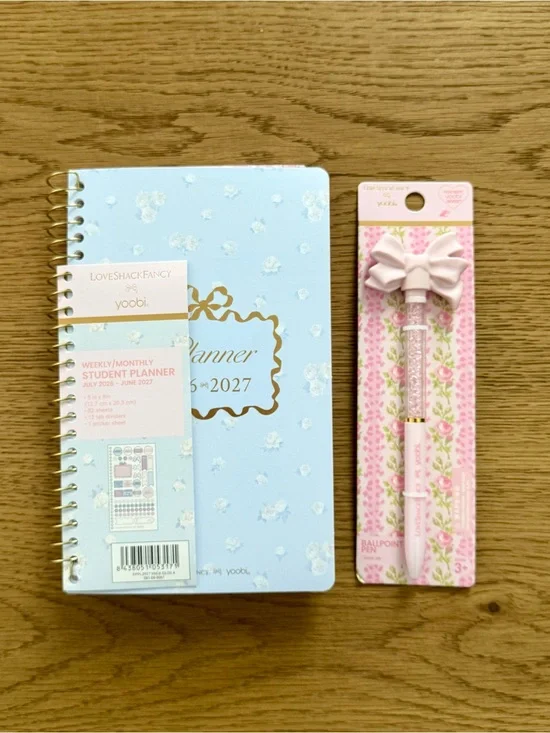 🩵🎀LoveShackFancy × Target  Everblooming Rosettes Ditsy 26-27 planner + pen🩵🎀