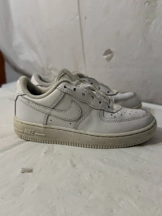 Nike Air Force 1 Low boys shoes size 10.5C