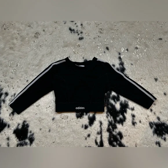 ADIDAS Girl’s Black Long Sleeve Activewear Crop Shirt Size Small