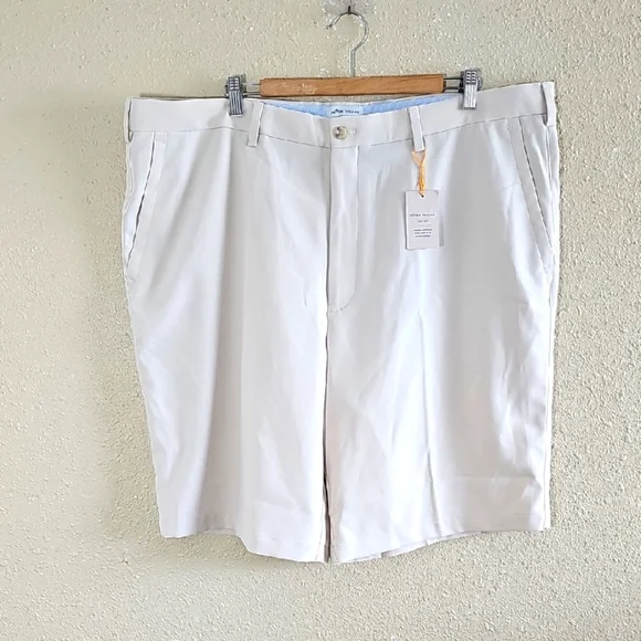 Peter Millar Classic Shorts.