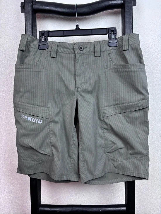 Kuiu Tiburon Men’s Green Shorts UPF 50+ Size 36