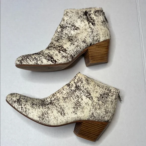 F-troupe Cream & Brown Cat Hair Leather Ankle Boots Size 38