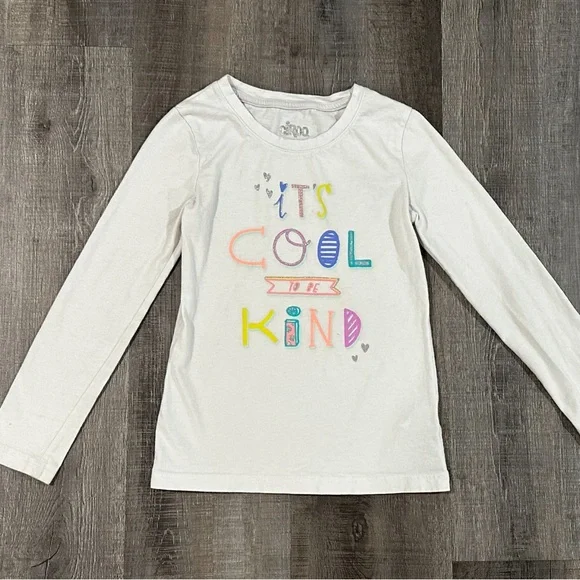 💞 Girls Size 6 / 6x “It’s Cool To Be Kind” White Long Sleeve Tee