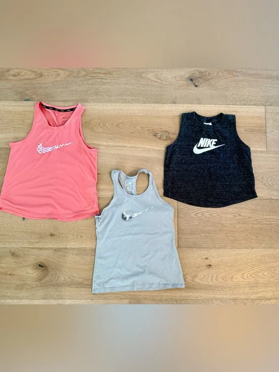 Nike Girls Tank Tops Set- Size Medium