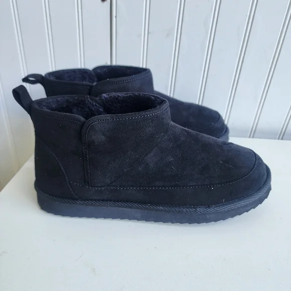 Old Navy Cozy Lined Faux Fur Winter Boots Ankle Booties Black Womens Size 7