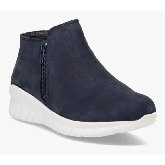 Naot Zodiac Navy Nubuck Size EU 42 Women’s Support Shoe EUC
