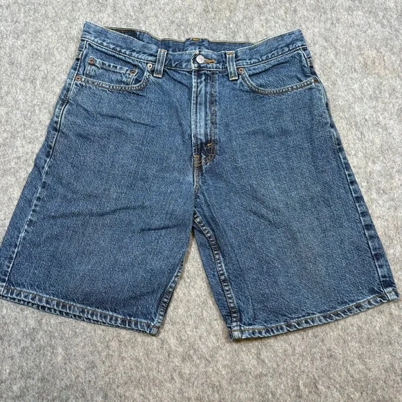 Levi's 500 Jean Shorts Men's Size 33 Dark Wash Blue Denim Mid Rise Travel Casual
