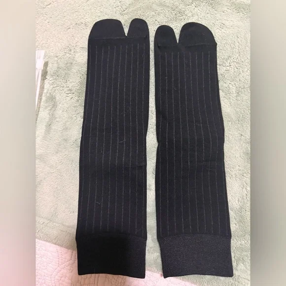 Maison Nakimoto Tokyo Tabi low thin socks Black Striped, Size OS