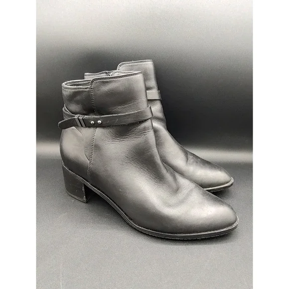 Clarks Womens Black Leather Ankle Boots Block Heel Side Zip Almond Toe Booties