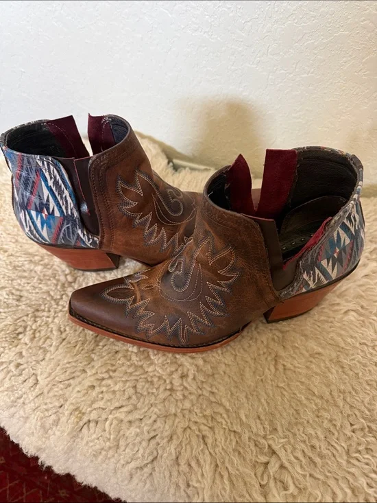 Ariat Women's Brown Western Ankle Boots with Aztec Accent
