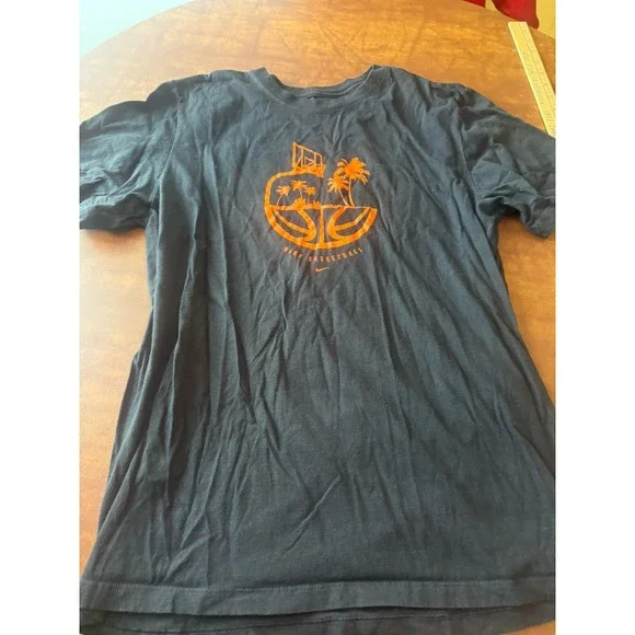 Boys Youth Nike Tee Basketball Palm tree t-Shirt Size Large