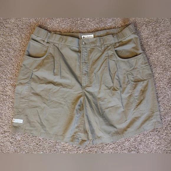 Columbia Men's Olive Cargo Outdoor Sportswear Casual Shorts Men's 42