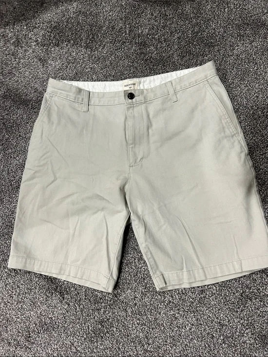 Dockers Men’s Flat Front Shorts - Light Gray