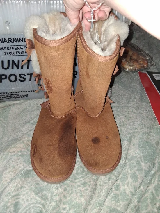 Koolaburra Chestnut Brown Suede Shearling Lined Ankle Boots