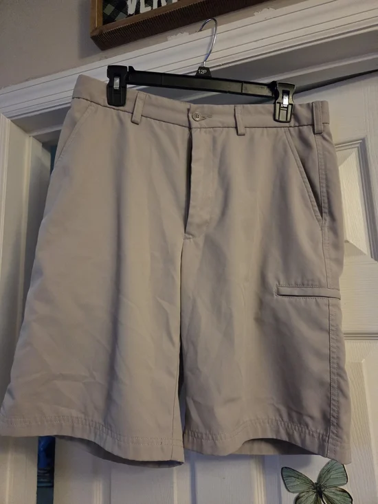 Pebble Beach Light Beige Men's Flat Front Shorts casual size 32 Pockets
