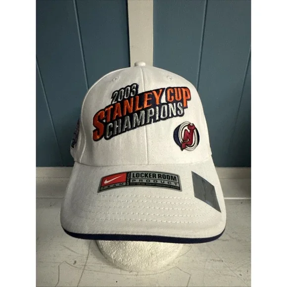2003‎ Nike NEW JERSEY DEVILS Stanley Cup Champions Locker Room (Adjustable) Cap
