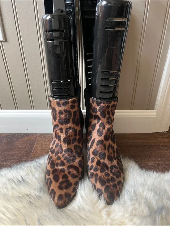 NEW Nine West Leopard Print Pointed Toe Ankle Boots - Brown