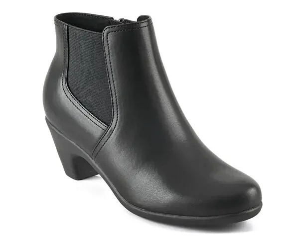Easy Spirit Caelan Boots 6 Black NWOT Ankle Booties Comfort Heel Dressy