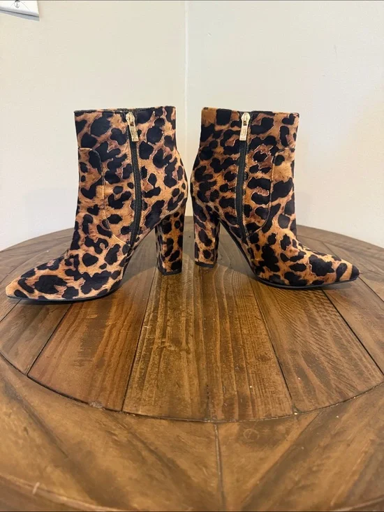 IDIFU Leopard Print Ankle Booties with Gold Zipper