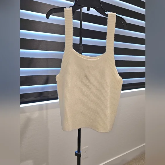 NWT Honey & Sparkle Girls Cream Ribbed Knit Sweater Tank - Girls L