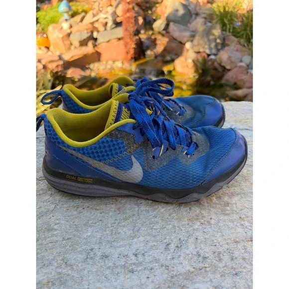 Nike Dual Fusion Trail Blue Yellow Kids Running Shoes 777340-400 Size 7Y