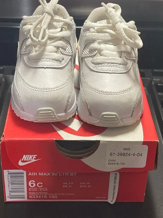 Nike Kids White Low-Top Sneakers