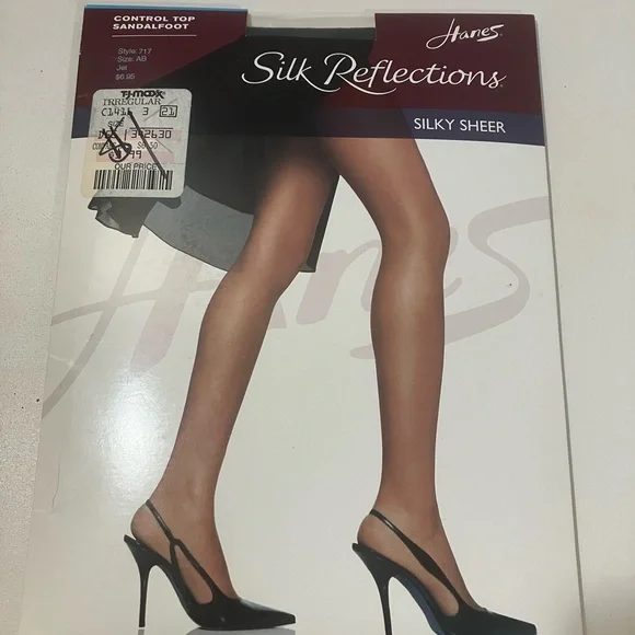 Vintage 2003 Hanes Silk Reflections Control Top Sandalfoot Jet Size AB Pantyhose