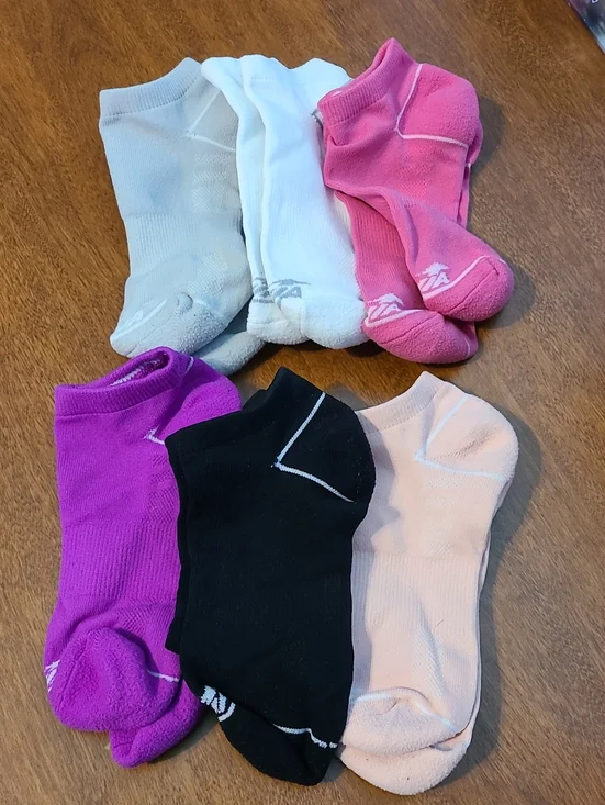 6 Pairs Avia Ankle Socks