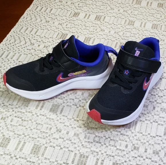 Nike Girl’s Sneakers Size 10.5C