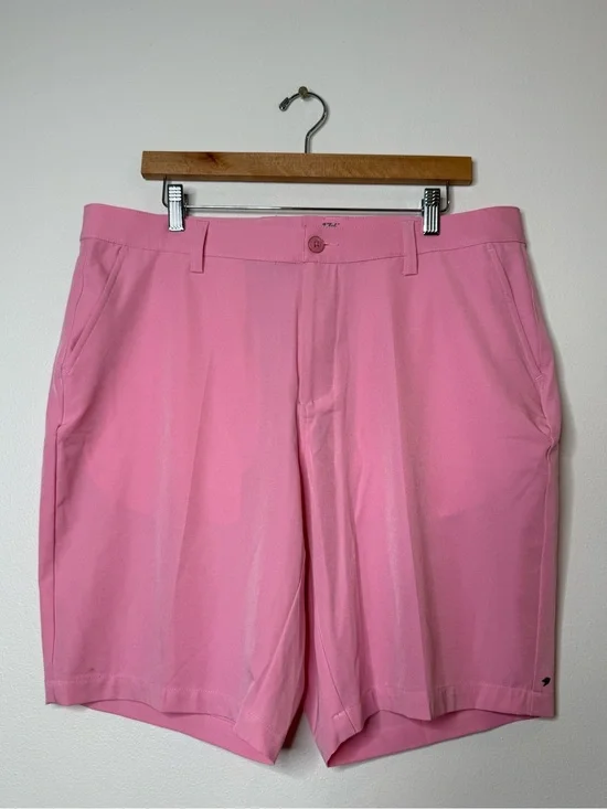 Men’s 1764 Golf Performance 10” inseam Shorts in pink size 36