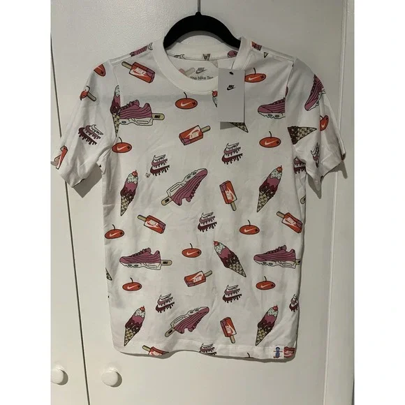 NWT Nike Sole Food Graphic T-shirt Drip Youth Size Large‎ Tee Ice Cream