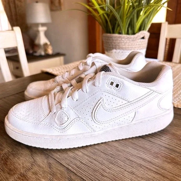 Nike Son of Force‎ Low GS White White Sneakers 615153-109 Mens 7Y Womens 8.5