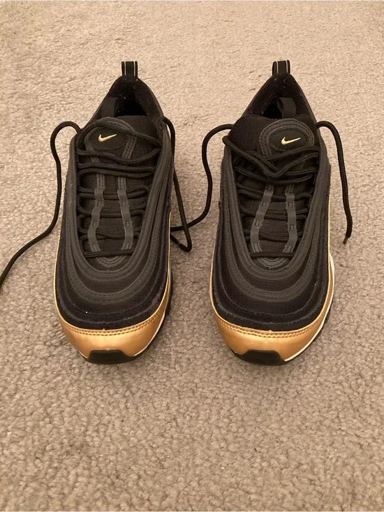 Nike Black Internal Label Tag with QR and Size Info