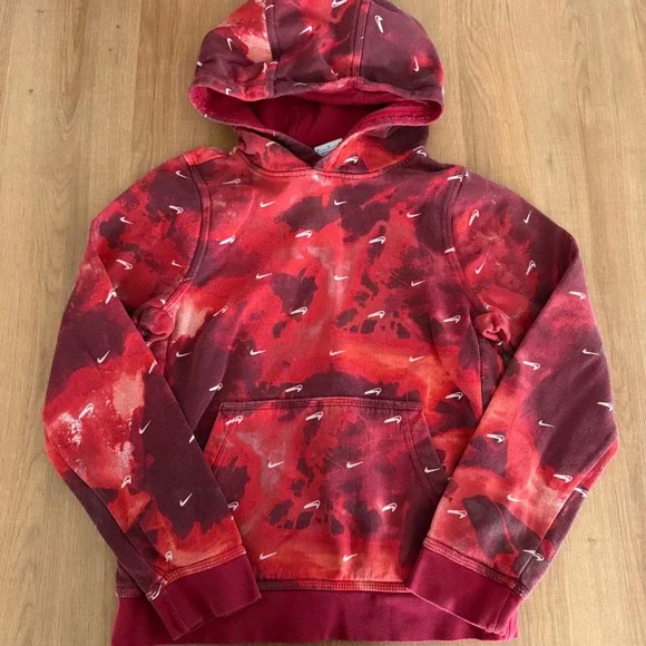 Nike Kids M Red Tie Dye All‎ Over Print Swoosh Logo Pullover Hoodie Sweatshirt