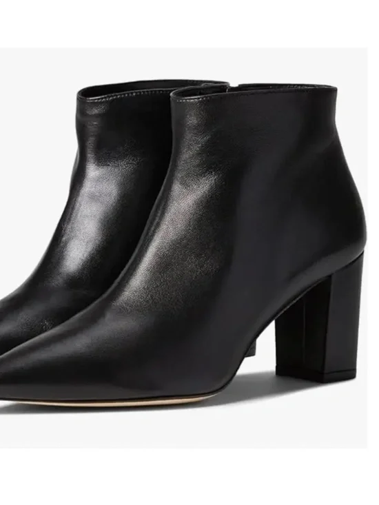 New In Box Stuart Weitzman 